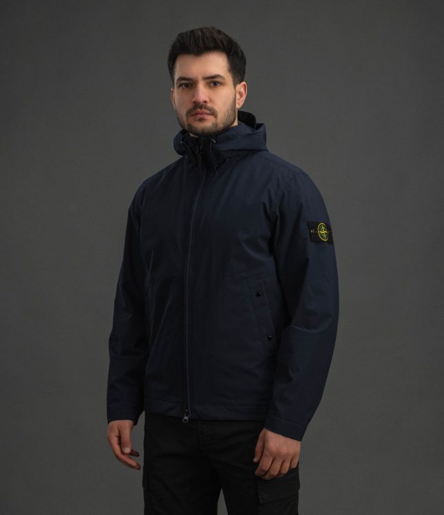 Чоловіча куртка STONE ISLAND SOFT SHELL-R e.dye® WITH PRIMALOFT® INSULATION TECHNOLOGY 154100086-S0A27 V0020, колір синій | Ціна 44999 грн, фото 1