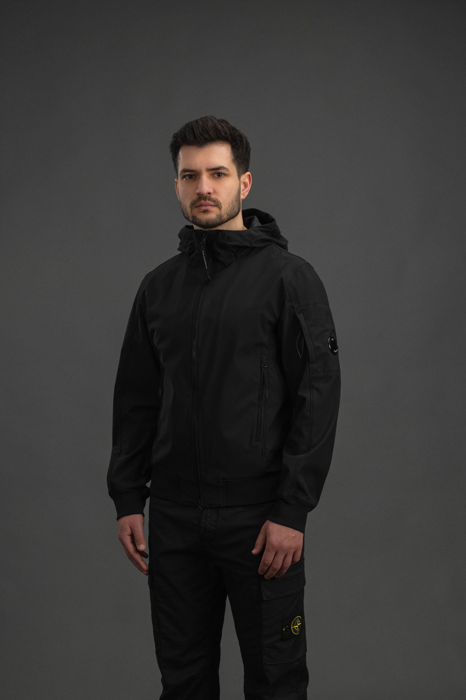 Чоловіча куртка C.P. COMPANY SHELL-R MEDIUM JACKET CMOW729A 005968A COL:999, колір чорний