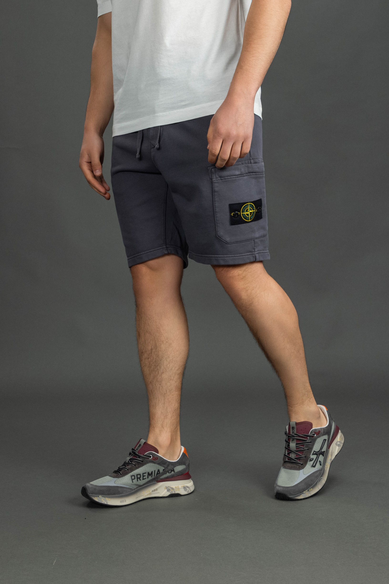 Чоловічі шорти STONE ISLAND 156200011-S0051 V002D, колір сірий