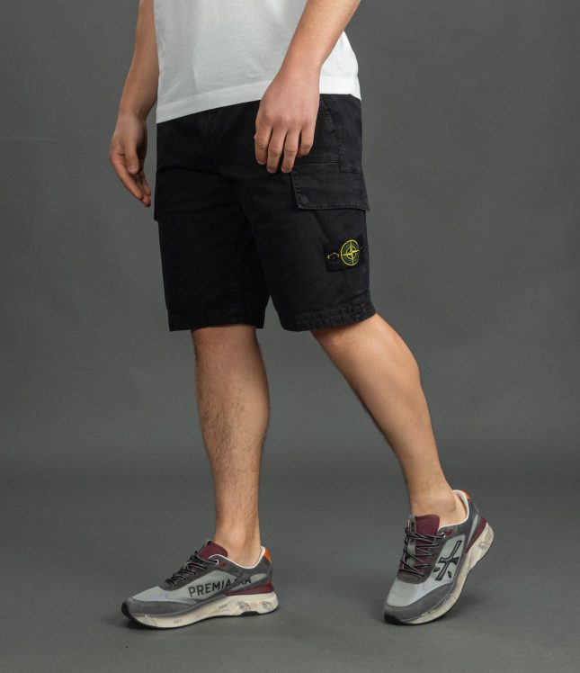 Чоловічі шорти STONE ISLAND 15L100018-S0004 V0129, колір чорний | Ціна 14399 грн, фото 1