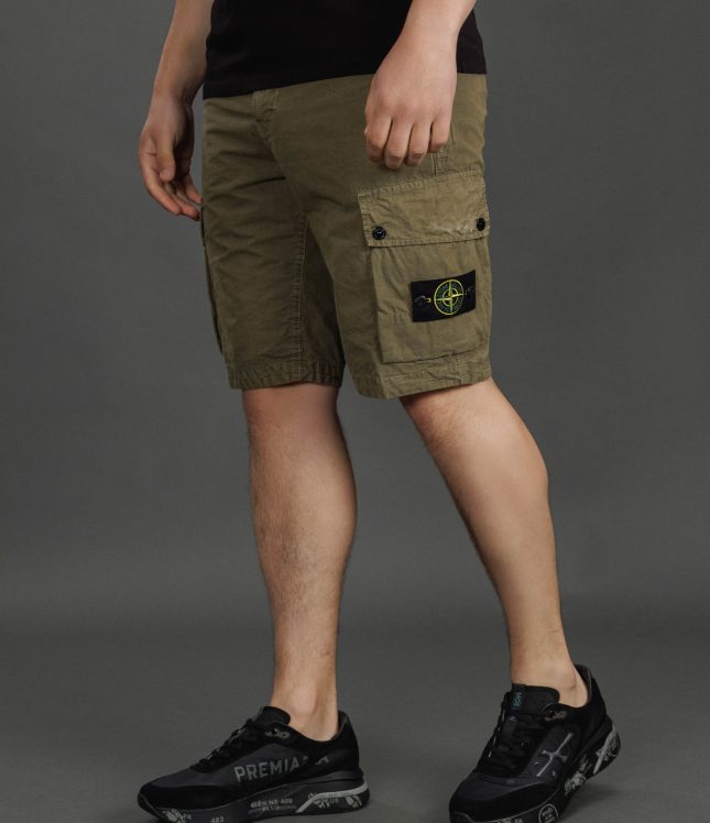 Чоловічі шорти STONE ISLAND 15L100019-S00WA V015G, колір зелений | Ціна 14399 грн, фото 1