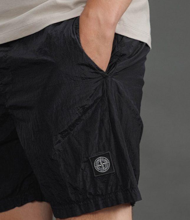 Чоловічі шорти STONE ISLAND 15B100004-S0043 V0029, колір чорний | Ціна 9599 грн, фото 4