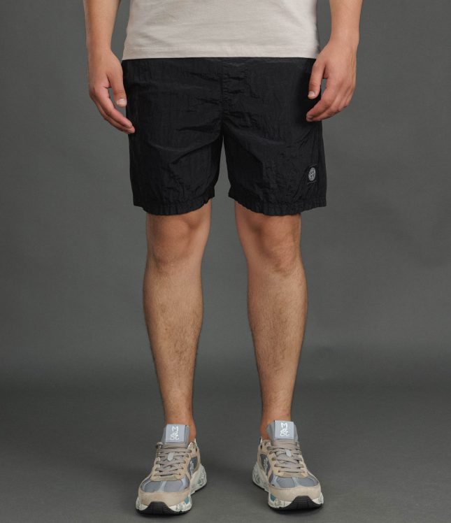 Чоловічі шорти STONE ISLAND 15B100004-S0043 V0029, колір чорний | Ціна 9599 грн, фото 2