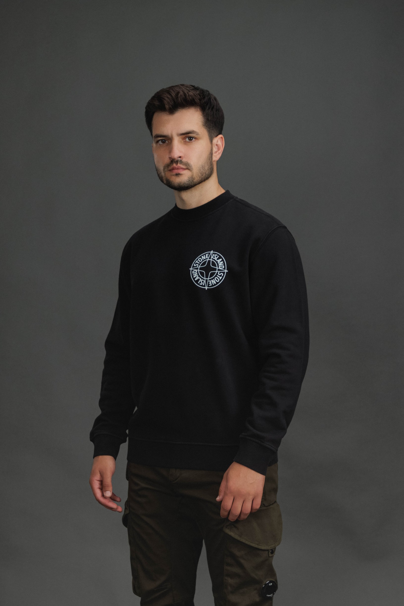 Чоловічий світшот STONE ISLAND 156100001-S0283 V0029, колір чорний