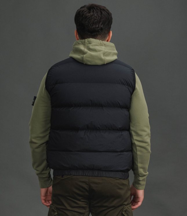 Чоловіча жилетка STONE ISLAND SEAMLESS TUNNEL NYLON DOWN-TC 15G100007-S0028 V0029, колір чорний | Ціна 41999 грн, фото 6