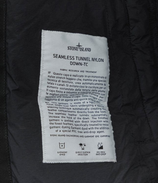 Чоловіча жилетка STONE ISLAND SEAMLESS TUNNEL NYLON DOWN-TC 15G100007-S0028 V0029, колір чорний | Ціна 41999 грн, фото 7