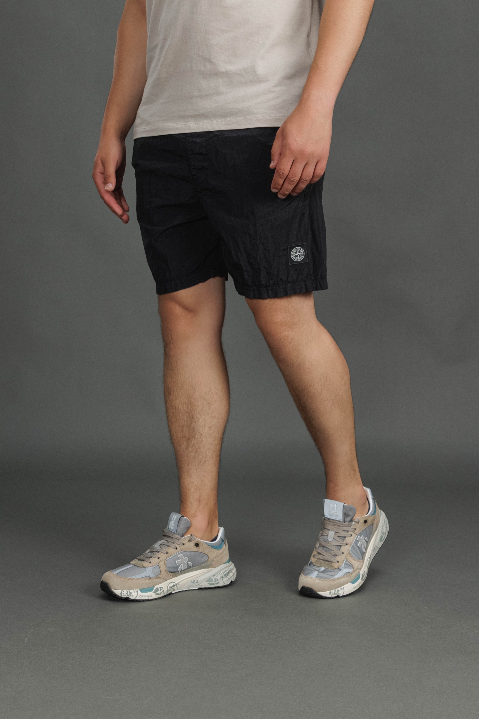 Чоловічі шорти STONE ISLAND 15B0943 V0029, колір чорний