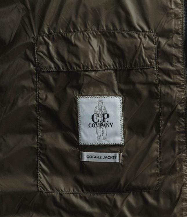 Чоловіча жилетка C.P. COMPANY D.D. SHELL GOGGLE VEST CMVE014A 110416A COL:683, колір зелений | Ціна 26999 грн, фото 7