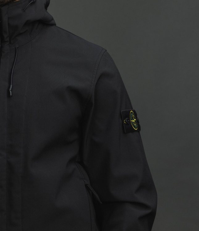 Чоловіча куртка STONE ISLAND SOFT SHELL-R e.dye® TECHNOLOGY 15Q100004-S0B22 V0029, колір чорний | Ціна 36999 грн, фото 5