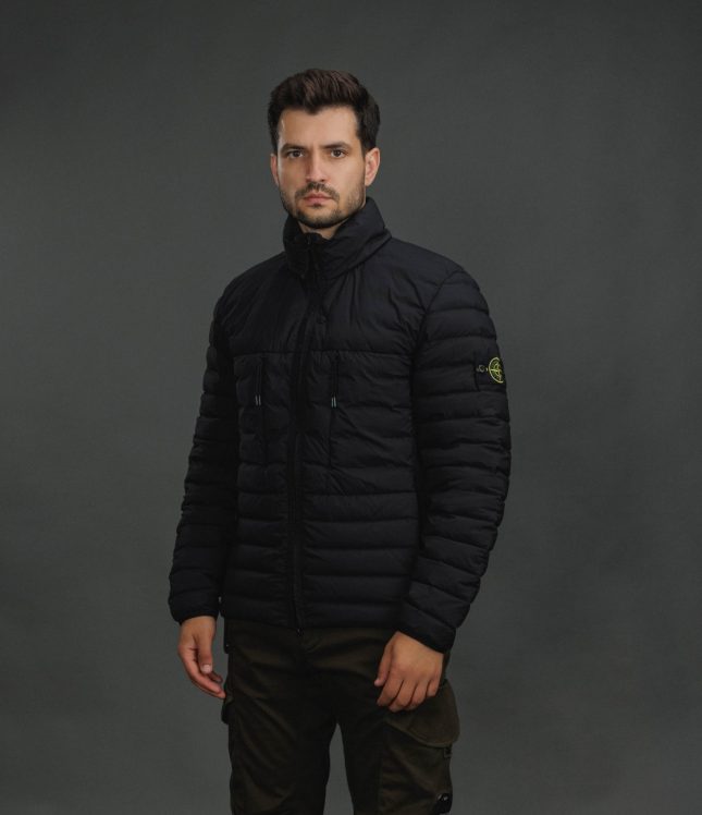Чоловіча куртка STONE ISLAND SEAMLESS TUNNEL NYLON DOWN-TC 154100106-S0183 V0029, колір чорний | Ціна 44999 грн, фото 1