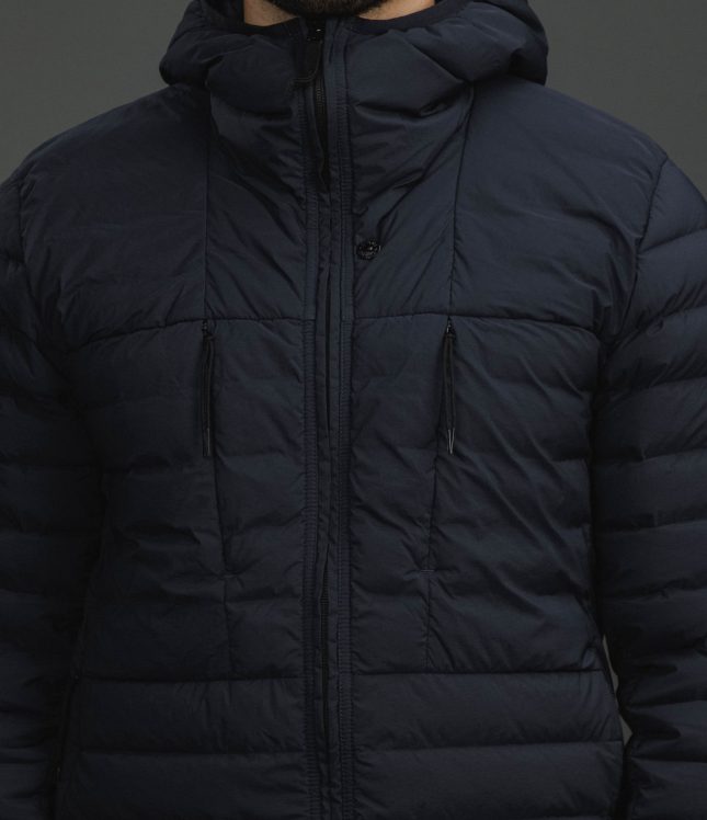 Чоловіча куртка STONE ISLAND SEAMLESS TUNNEL NYLON DOWN-TC 154100107-S0183 V0020, колір синій | Ціна 40799 грн, фото 4