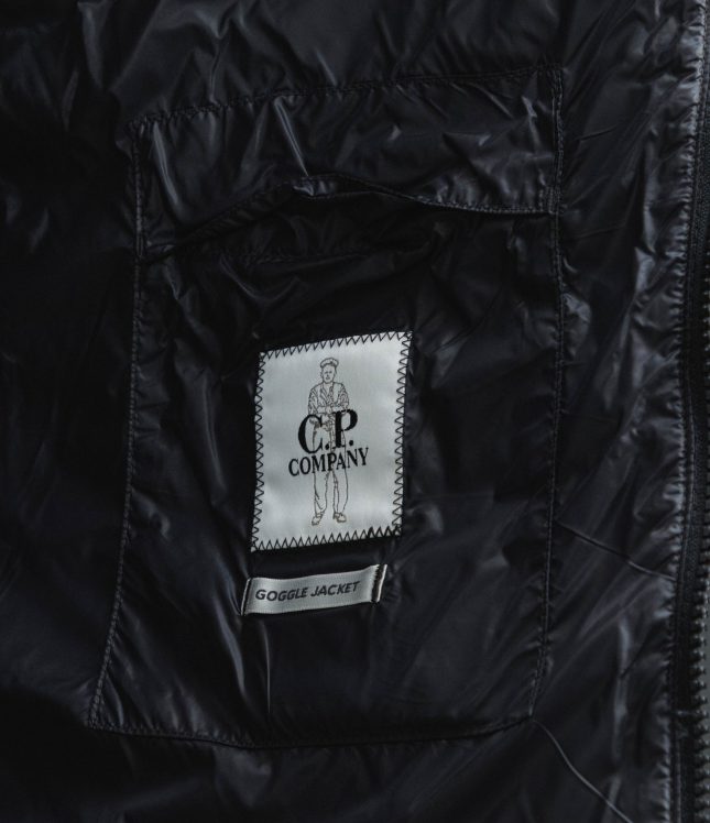 Чоловіча жилетка C.P. COMPANY D.D. SHELL GOGGLE VEST CMVE014A 110416A COL:999, колір чорний | Ціна 26999 грн, фото 8