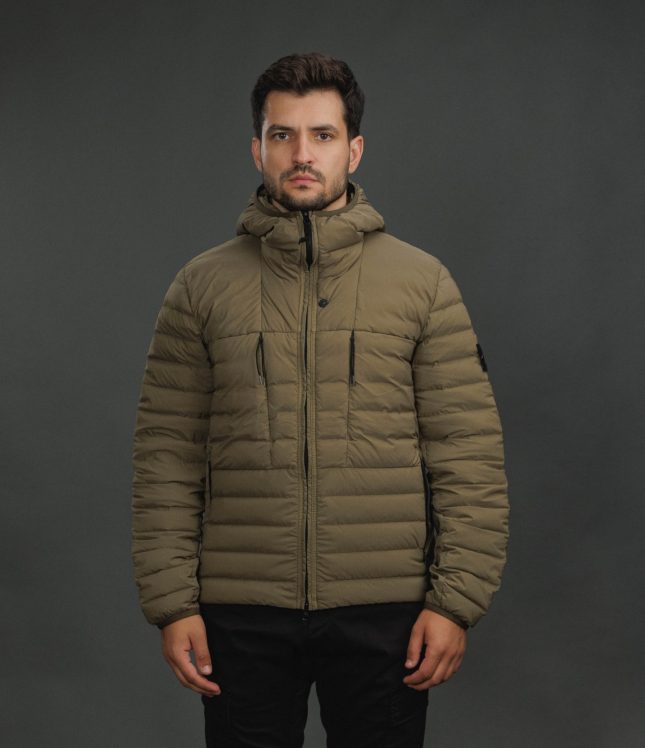 Чоловіча куртка STONE ISLAND SEAMLESS TUNNEL NYLON DOWN-TC 154100107-S0183 V005G, колір зелений | Ціна 47999 грн, фото 2