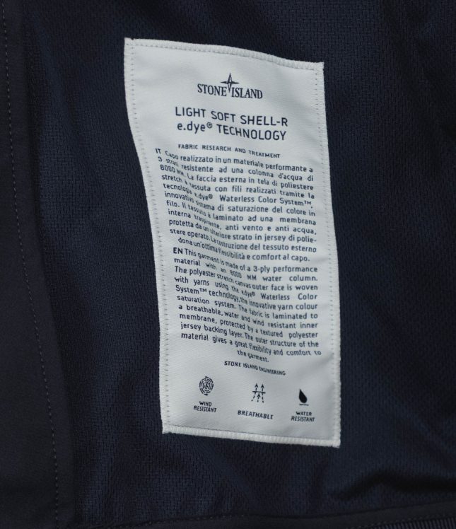 Чоловіча куртка STONE ISLAND LIGHT SOFT SHELL-R e.dye® TECHNOLOGY 154100118-S0A22 V0020, колір синій | Ціна 35999 грн, фото 8