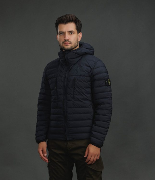 Чоловіча куртка STONE ISLAND SEAMLESS TUNNEL NYLON DOWN-TC 154100107-S0183 V0020, колір синій | Ціна 40799 грн, фото 1