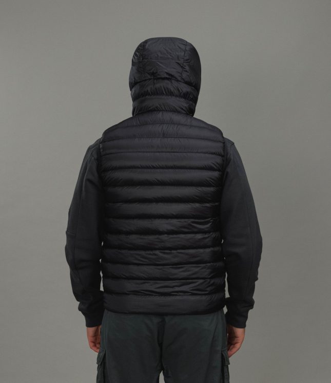 Чоловіча жилетка C.P. COMPANY D.D. SHELL GOGGLE VEST CMVE014A 110416A COL:999, колір чорний | Ціна 26999 грн, фото 9