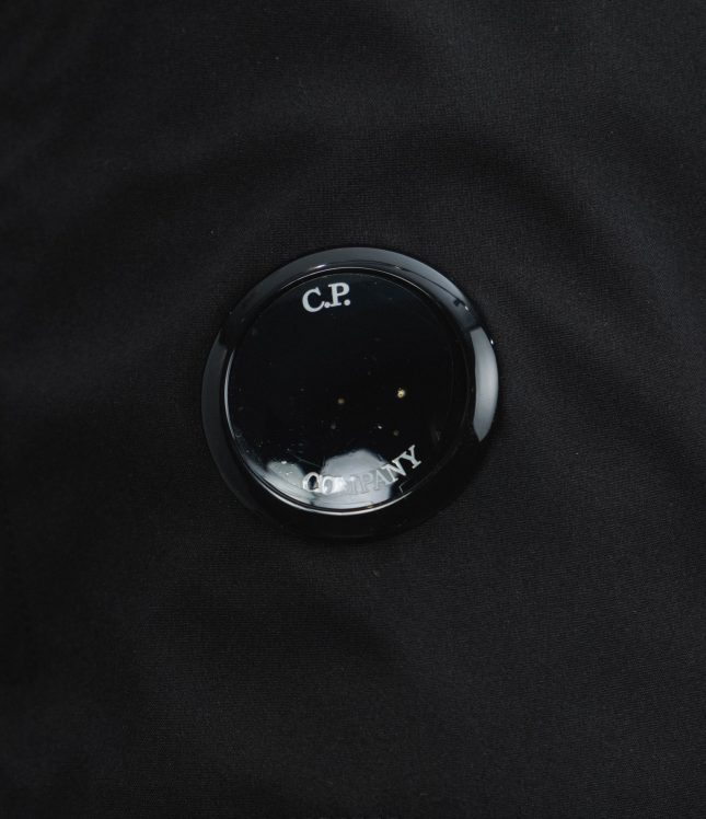 Чоловіча куртка C.P. COMPANY SHELL-R MEDIUM JACKET CMOW729A 005968A COL:999, колір чорний | Ціна 20499 грн, фото 7