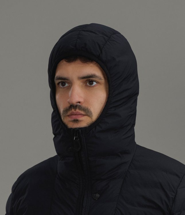 Чоловіча куртка STONE ISLAND SEAMLESS TUNNEL NYLON DOWN-TC 154100107-S0183 V0029, колір чорний | Ціна 47999 грн, фото 6