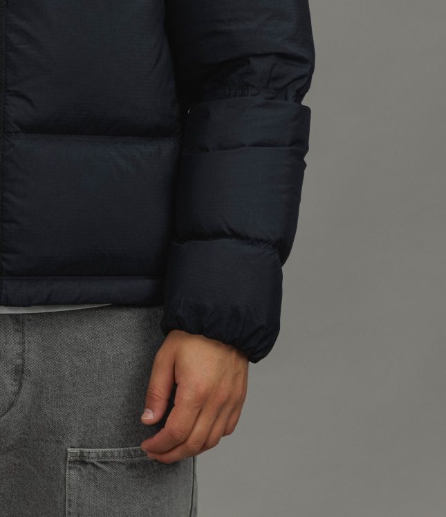 Чоловіча куртка STONE ISLAND MATT RIPSTOP CORDURA® DOWN JACKET 154100013-S0483 V0029, колір чорний | Ціна 59999 грн, фото 5