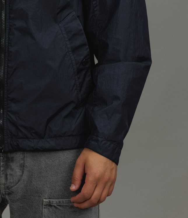 Чоловіча куртка STONE ISLAND GARMENT DYED CRINKLE REPS NY 154100001-S0A23 V0020, колір синій | Ціна 35999 грн, фото 5