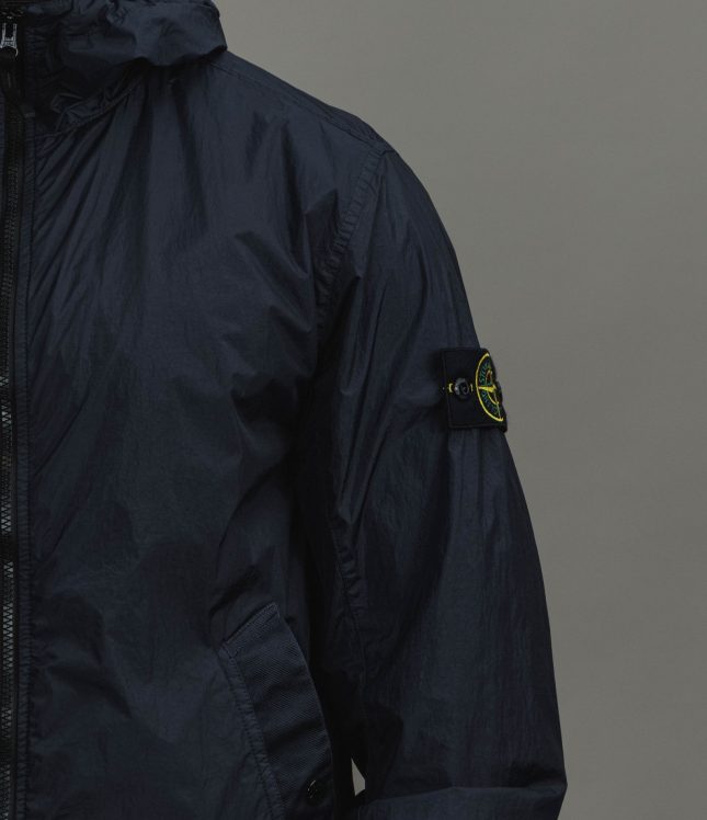 Чоловіча куртка STONE ISLAND GARMENT DYED CRINKLE REPS NY 154100001-S0A23 V0020, колір синій | Ціна 35999 грн, фото 4