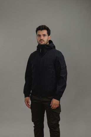 Чоловіча куртка C.P. COMPANY SHELL-R MEDIUM JACKET CMOW729A 005968A COL:999, колір чорний