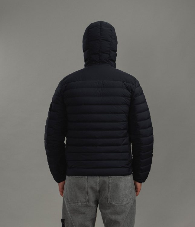 Чоловіча куртка STONE ISLAND SEAMLESS TUNNEL NYLON DOWN-TC 154100107-S0183 V0029, колір чорний | Ціна 47999 грн, фото 9