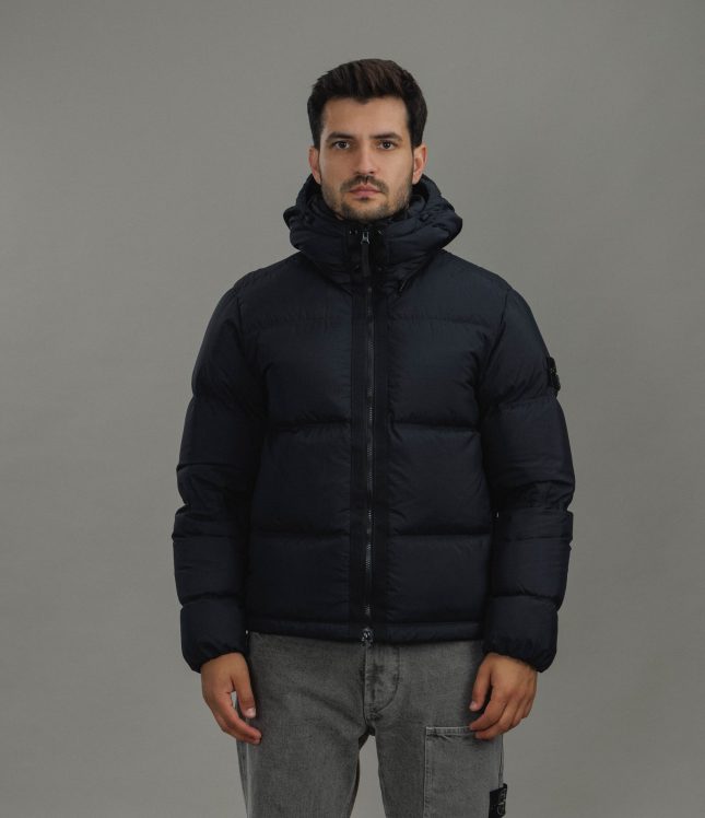 Чоловіча куртка STONE ISLAND MATT RIPSTOP CORDURA® DOWN JACKET 154100013-S0483 V0029, колір чорний | Ціна 59999 грн, фото 2